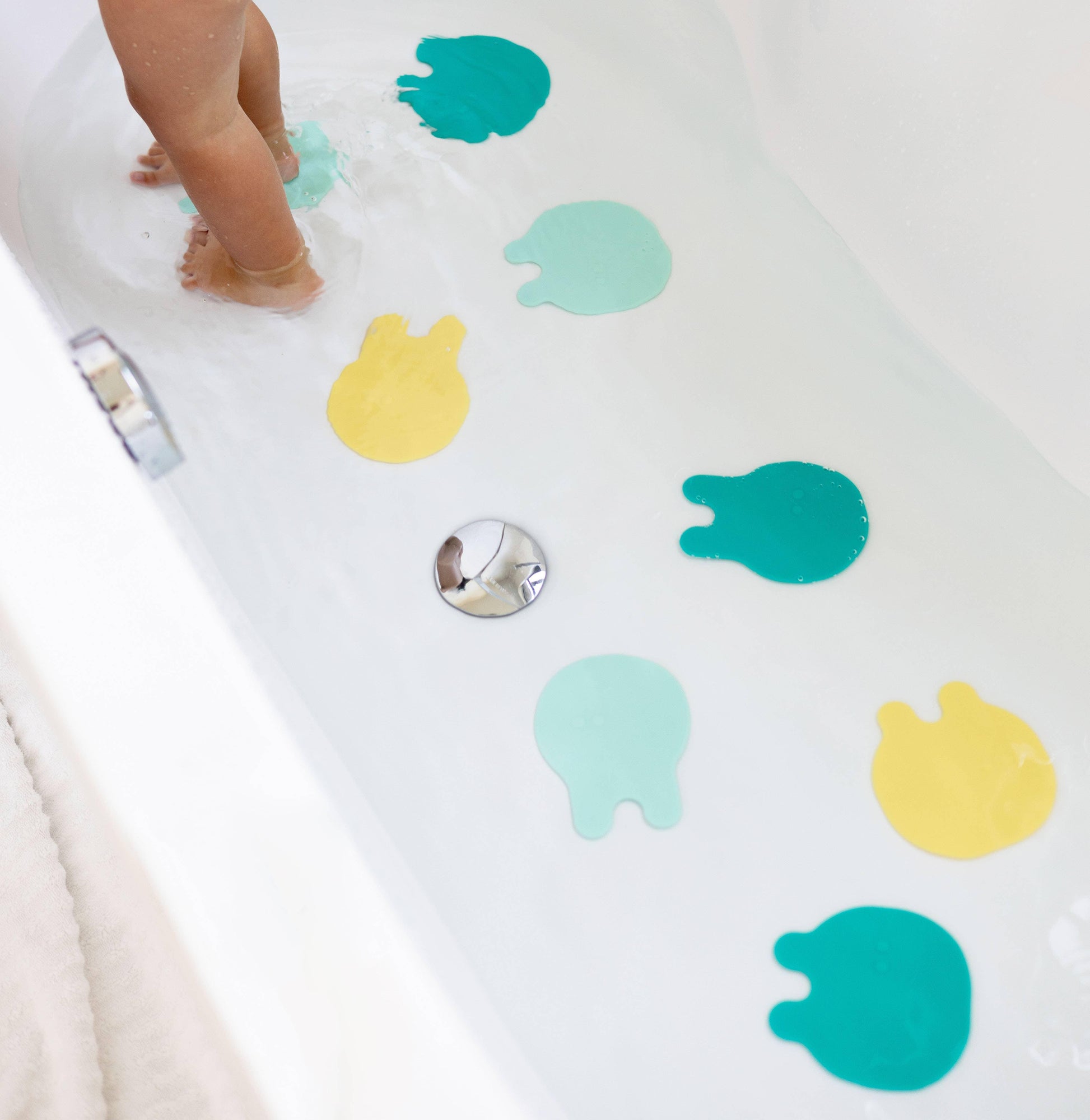 Quut Grippi - Playful bathmats - Leah Jean Boutique