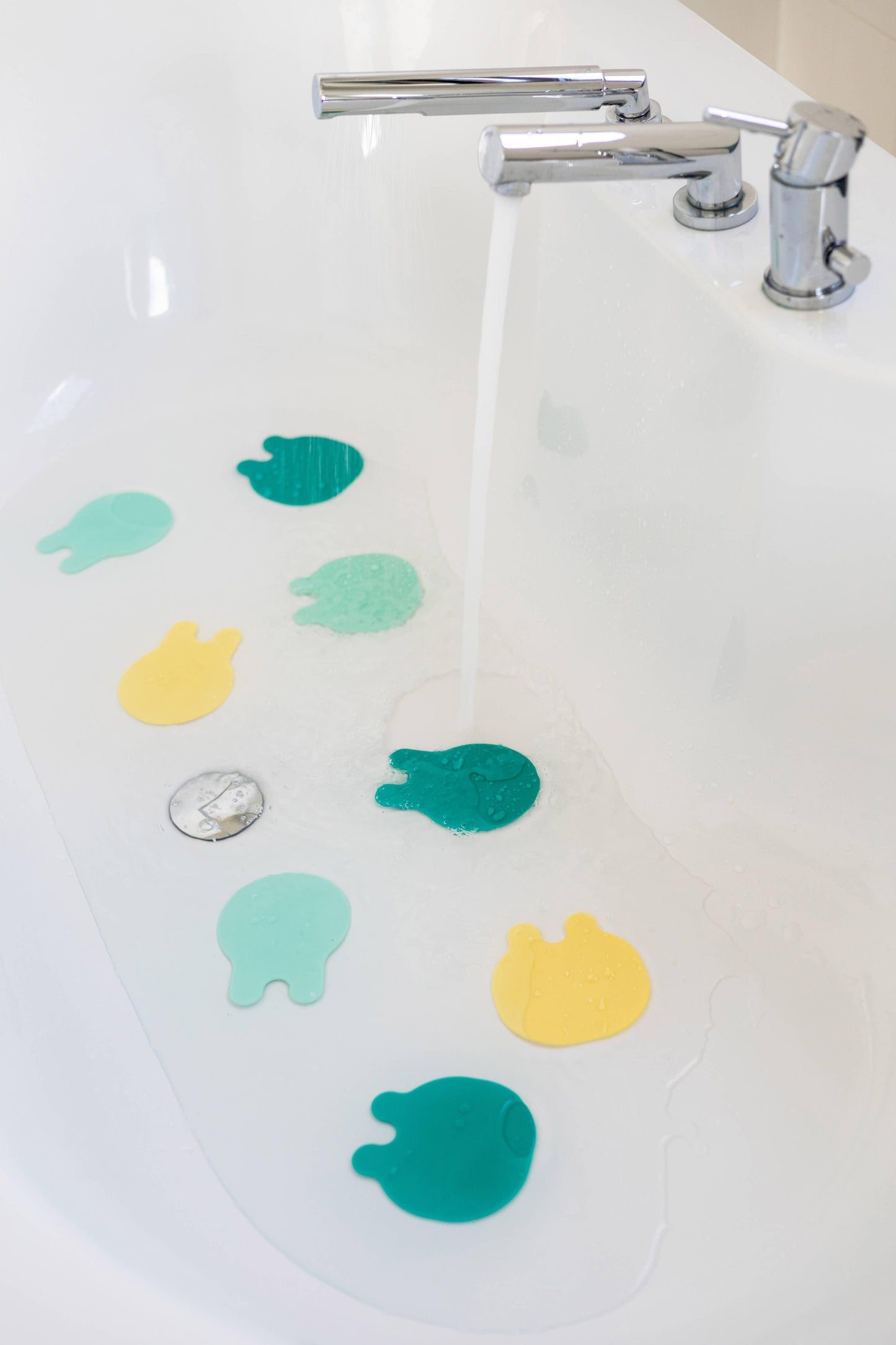 Quut Grippi - Playful bathmats - Leah Jean Boutique