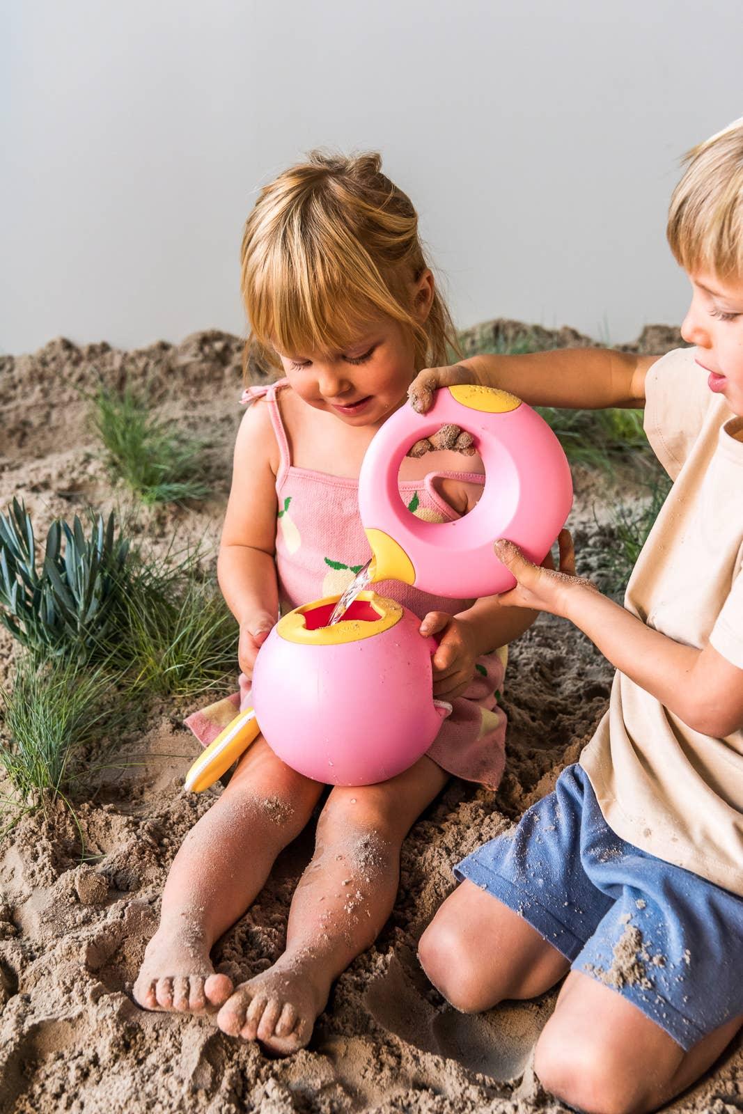 Quut Cana Small - Playful Watering Can. Beach and Sand Toy. - Leah Jean Boutique