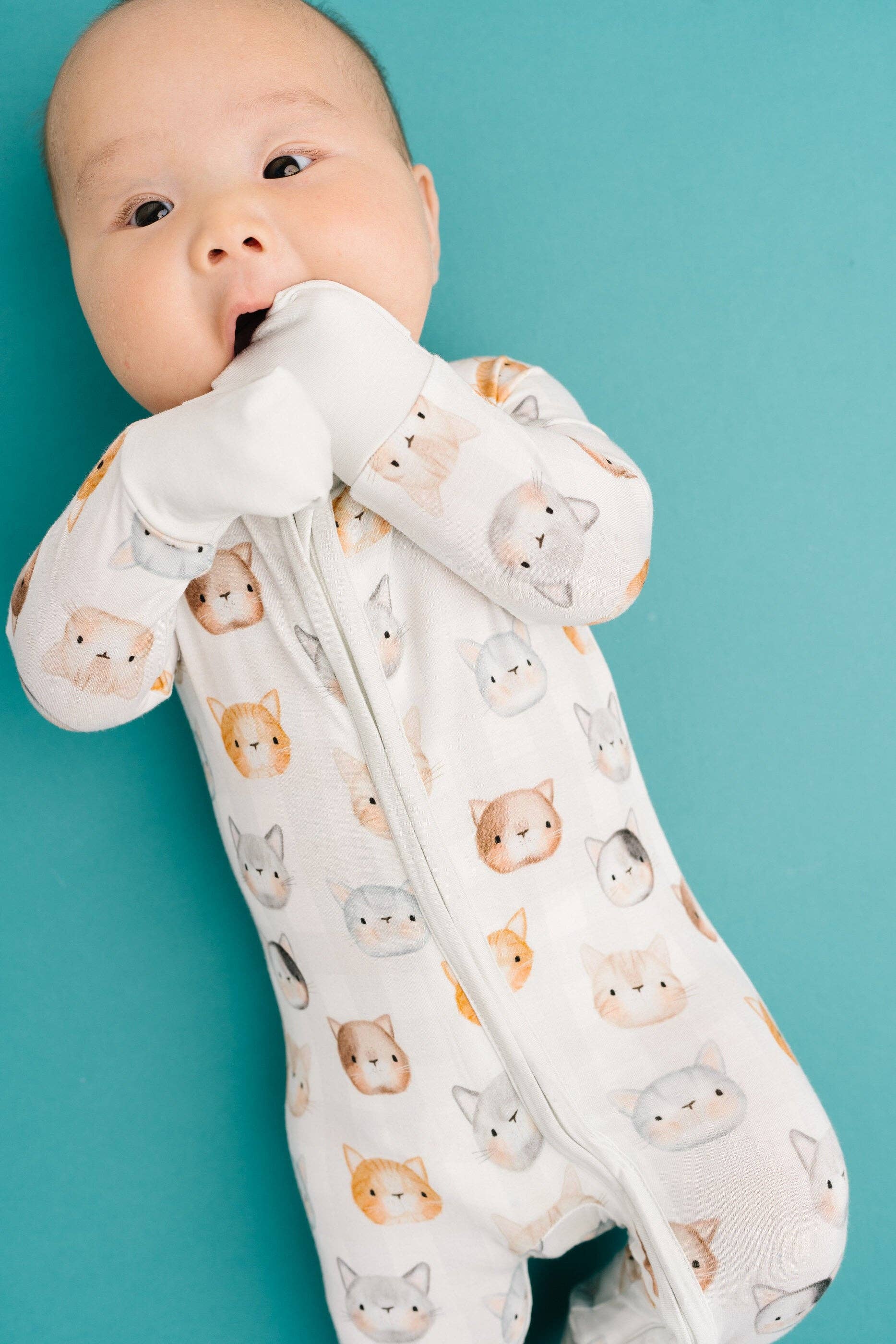 Cuddly Cats Bamboo Sleeper - Leah Jean Boutique