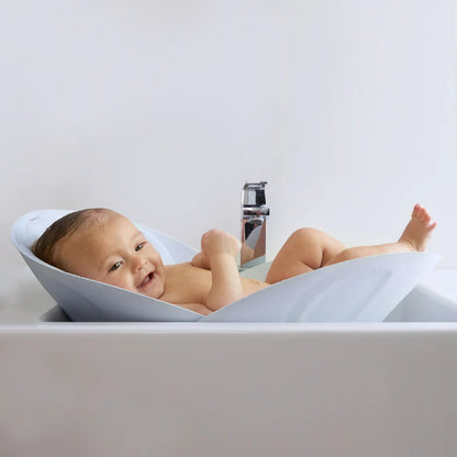 Baño para bebé con lavabo suave