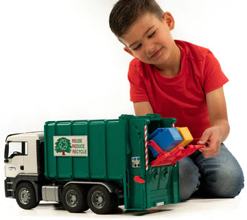 Camión de basura de carga trasera MAN TGS (verde)